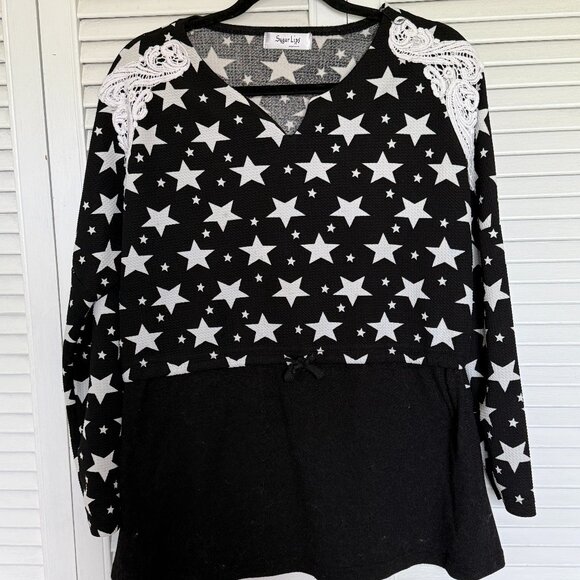 3/$20, Women Long Sleeve Black White Star Top w/ Waist Strap & Lace - Picture 1 of 8